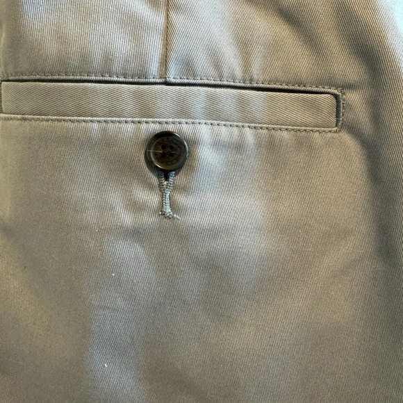 Jos. A. Bank Men’s Blue Chinos Travelers Collection Size 36W - Picture 8 of 12